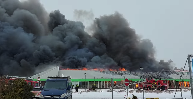 P 1 BDH-03 Gebouwbrand Tuincentrum Overvecht Heereweg LISSE 161152 161130 161230