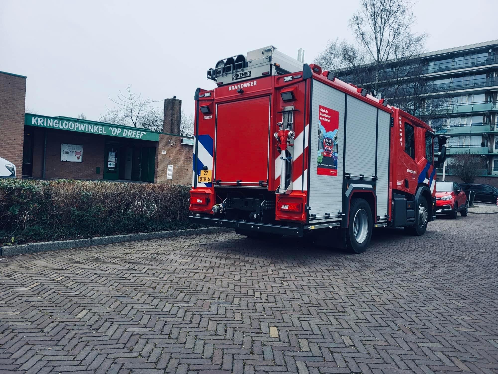 P 2 BDH-01 BR gerucht Kringloopwinkel Op Dreef Kagerdreef Sassenheim 161230