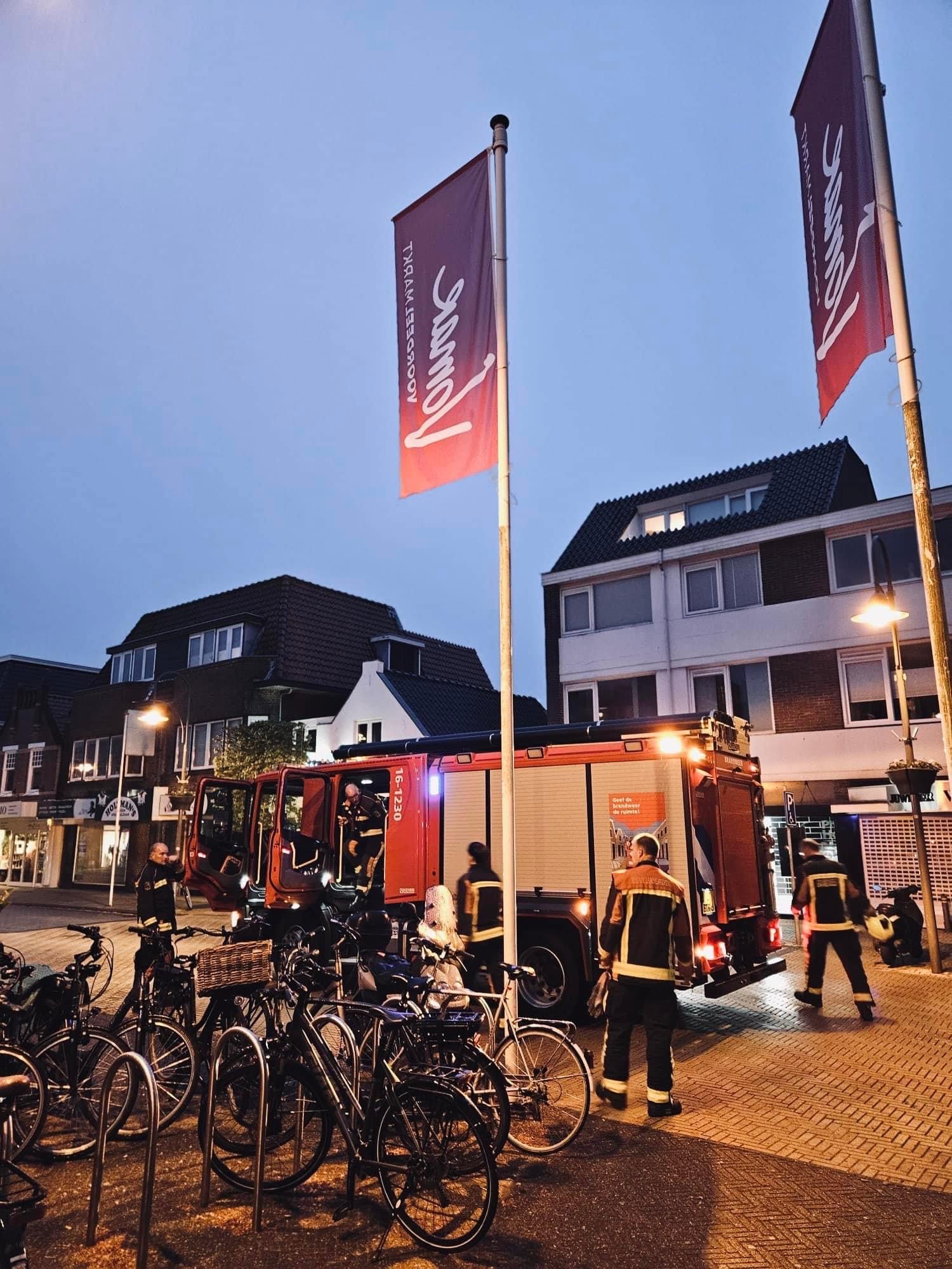 P 1 BDH-02 Liftopsluiting Vomar Hoofdstraat Sassenheim 161230