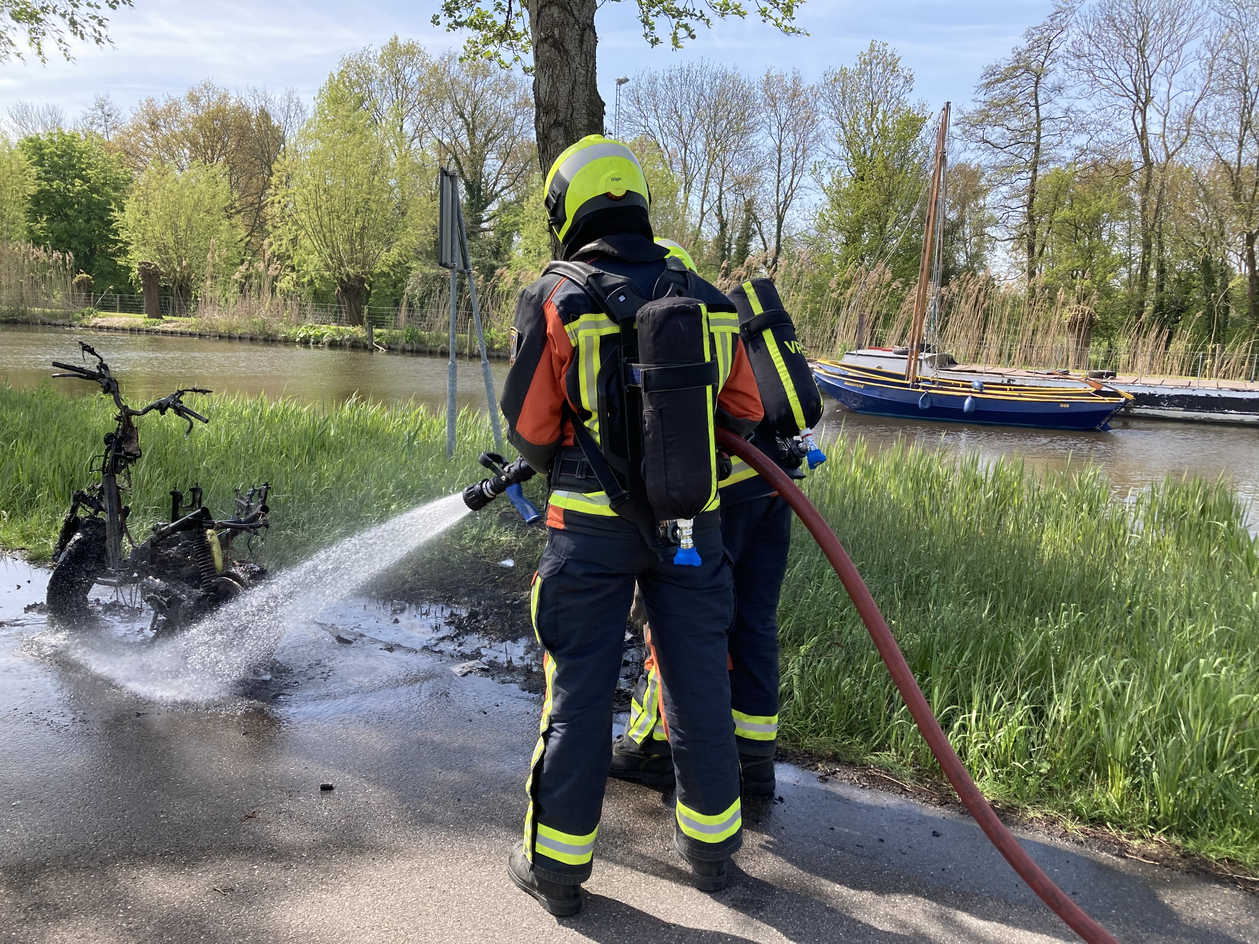 P 1 BDH-03 BR wegvervoer (bromfiets) van Pallandtlaan Sassenheim 161230